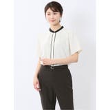 01白 | バンドカラーパイピング 半袖比翼ブラウス | TAKA-Q WOMEN