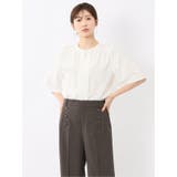 01白 | ホック付きクルーネック 半袖プルオーバーブラウス | TAKA-Q WOMEN