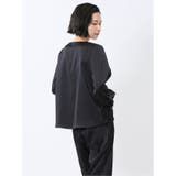 光沢サテン 長袖プルオーバーブラウス(セットアップ可能) | TAKA-Q WOMEN | 詳細画像17