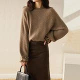 ブラウン | 着るだけで華やかさがアップするパールビジュー付きニットプルオーバー 長袖 | maison de LATIR