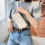 アイボリー | センスが光る大人ラインのボディバッグ フェイクレザー ショルダーバッグ | maison de LATIR