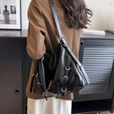 ブラック | 書類もしっかり入れられるベルトデザイン2WAYショルダーバッグ A4サイズ | maison de LATIR