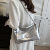 メタリック感がトレンドライクな2wayチェーンショルダーバッグ フェイクレザー | maison de LATIR | 詳細画像4