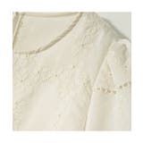 程よい透け感が上品なスカラップ刺繍花柄ブラウス シフォンシャツ 春 | maison de LATIR | 詳細画像8 