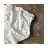 フロントのリボンで可愛らしさを演出する花柄刺繍レースブラウス プルオーバー | maison de LATIR | 詳細画像7