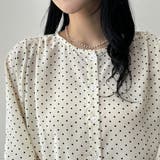 上品さと可愛さをそなえたノーカラーピンドット柄ブラウス 長袖 冬 | maison de LATIR | 詳細画像12 