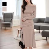 上品シルエット程よくボディラインに沿うオフショルフレアワンピース ロング丈 長袖 | maison de LATIR | 詳細画像1 