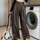 洗練されたアクセントで個性を引き立てるフェイクレザーワイドパンツ フルレングス | maison de LATIR | 詳細画像4