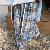 程よい厚みで柔らかく包み込まれるような着心地のチェック柄ワイドパンツ ウェストゴ… | maison de LATIR | 詳細画像6 