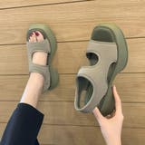 カーキ | 幅広いシーンで活躍する定番アイテム!丸いフォルムが可愛い厚底サンダルスリッポン | maison de LATIR