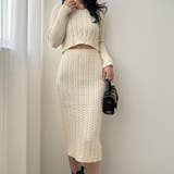 ベージュ | ほどよいフィット感で綺麗なライン魅せエレガントショート丈ニットトップス&ミディア… | maison de LATIR