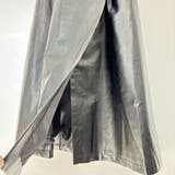 美ラインが女性らしさを引き立てるフェイクレザースカートフレアスカート ボトム | maison de LATIR | 詳細画像12