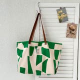 コーデのアクセントにぴったりな全面プリントデザインキャンバストートバッグ 大容量 | maison de LATIR | 詳細画像28