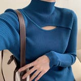 ブルー | コーデを華やかに演出する胸開きデザインニット セミタートルネック セーター | maison de LATIR