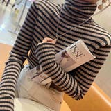 グレー | コンパクトシルエットが女性らしいタートルネックボーダーニット ストライプ リブニ… | maison de LATIR
