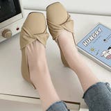 ベージュ | どんなコーデにも取り入れやすいツイストリボンデザインスリッポン 冬 フラット | maison de LATIR