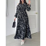 ブラック | オープンショルダーフラワープリーツワンピース | dazzlin