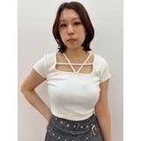 ホワイト | デコルテデザインショートトップス | EVRIS
