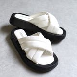 ホワイト | 3cmヒール 歩きやすい 履きやすい | LibertyDoll