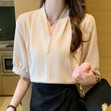 ピンクベージュ | トップス パール付きブラウス Vネック | ミスウェディー