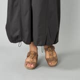 ビジュー付きTストラップサンダル | Mode et Jacomo×ing | 詳細画像4 