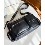 ブラック | ベルトショルダーマルチポケットハンドバッグ | moment+