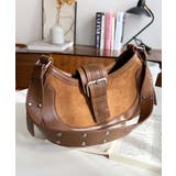 キャメル | フロントバッグルデザインハーフムーンワンハンドルバッグ | moment+