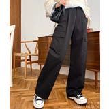 ブラック | タック入りセミワイドカーゴパンツ | moment+