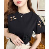 ブラック | フラワー刺繍半袖Tシャツ | moment+