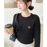 ブラック | 刺繍入りケーブルショート丈ニットプルオーバー | moment+