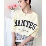 ビジュー＆フラワーモチーフ付きカレッジロゴプリント半袖Tシャツ | moment+ | 詳細画像22 