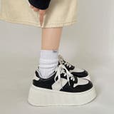 ブラック/ホワイト | 厚底 プラットフォーム コートタイプ スニーカー 2428 | Shoes in Closet