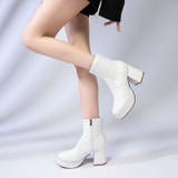ホワイト | 厚底チャンキー ハイソール ストレッチ ショートブーツ 6845 | Shoes in Closet