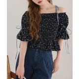 【one after another】花柄オフショルシャーリングリボンブラウス | NICE CLAUP / OLIVE des OLIVE　OUTLET | 詳細画像1 