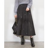 ブラック | 【natural couture】リボン刺繍タックフレアスカート | NICE CLAUP / OLIVE des OLIVE OUTLET