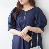 1枚でキマる！パフスリーブキーネックワンピース | NICE CLAUP / OLIVE des OLIVE　OUTLET | 詳細画像2 