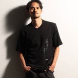 49ブラック | 【RIELABO】ロゴプリントVネックTシャツ | NICOLE