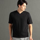 49ブラック | グラフィックジャカード VネックTシャツ | NICOLE