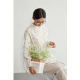 綿100長袖シャツブラウスボタニカル柄 ナチュラル大人カジュアル | On One's Own | 詳細画像17 