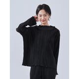 BLACK | プリーツ加工カットソー長袖プルオーバーボートネックトップス | On One's Own