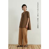 シンプルVネック半袖チュニックブラウス体型カバーとろみレーヨンきれいめトップス | On One's Own | 詳細画像3 