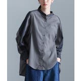 グレー | kOhAKU配色切替ラウンドシャツ | osharewalker