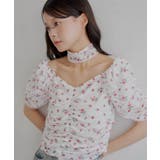 WHT/RED | 【Chico】チョーカー付きフラワープリントギャザートップス | PAL GROUP OUTLET