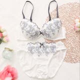 オフホワイト | ふんわりフラワーレース 3/4カップブラ&ショーツ | palissee