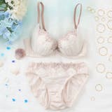 ベージュ | 【EFカップ】フラワーブーケチュールレース 3/4カップブラ&ショーツ | palissee
