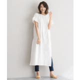 オフホワイト | フリルロングワンピース フリル 袖コン スリット ロング 膝下 半袖 | Pierrot