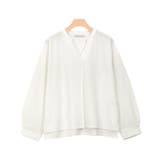 オフホワイト | ノーカラーデザインTブラウス ブラウス シャツ カットソー 長袖 ノーカラー | Pierrot