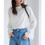 オフホワイト | フリル襟シャーリングブラウス ブラウス シャーリング | Pierrot