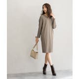 モカベージュ | ポンチ素材長袖Vネックワンピース ワンピース ドロップショルダー Vネック | Pierrot