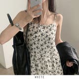 ホワイト | デイジーフラワーキャミソールロングワンピース 韓国ファッション | RAKUku